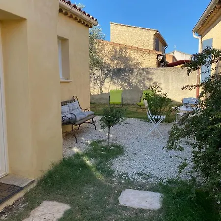 Lou Sabai Au Pied Des Dentelles De Montmirail, Piscine Partagee Apartment *