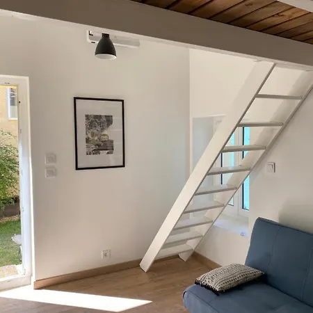 Lou Sabai Au Pied Des Dentelles De Montmirail, Piscine Partagee Apartment