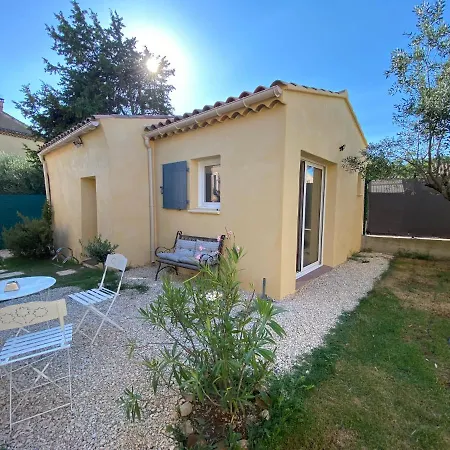 Lou Sabai Au Pied Des Dentelles De Montmirail, Piscine Partagee Apartment *